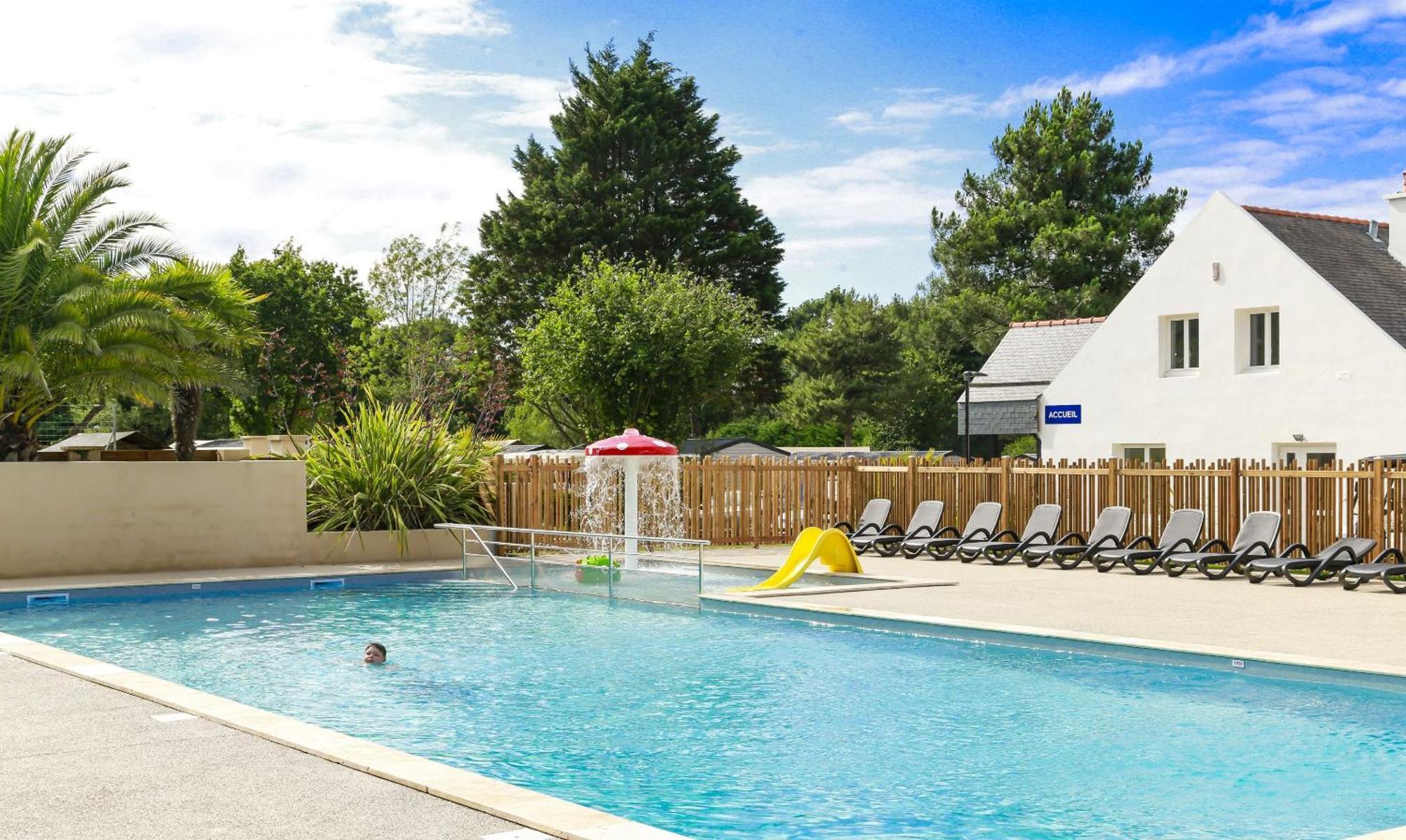 Domaine Residentiel De Plein Air Le Vieux Moulin Hotel Erquy Bagian luar foto